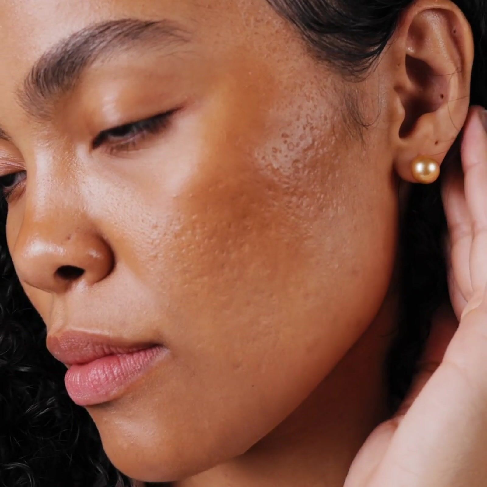 9mm Golden South Sea Pearl Stud Earrings product video