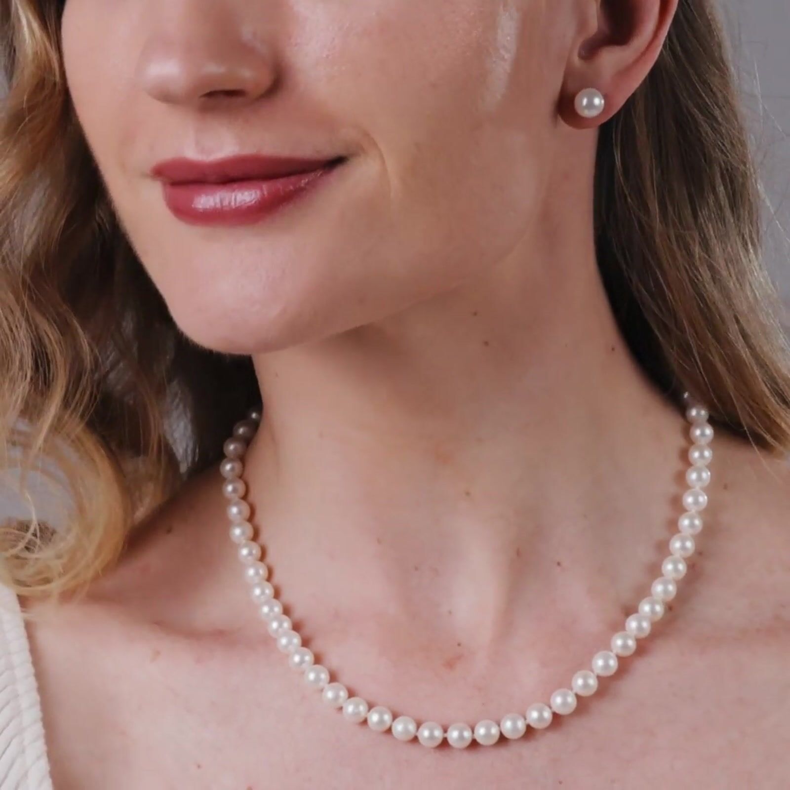 7-8mm White Freshwater Pearl Necklace product video
