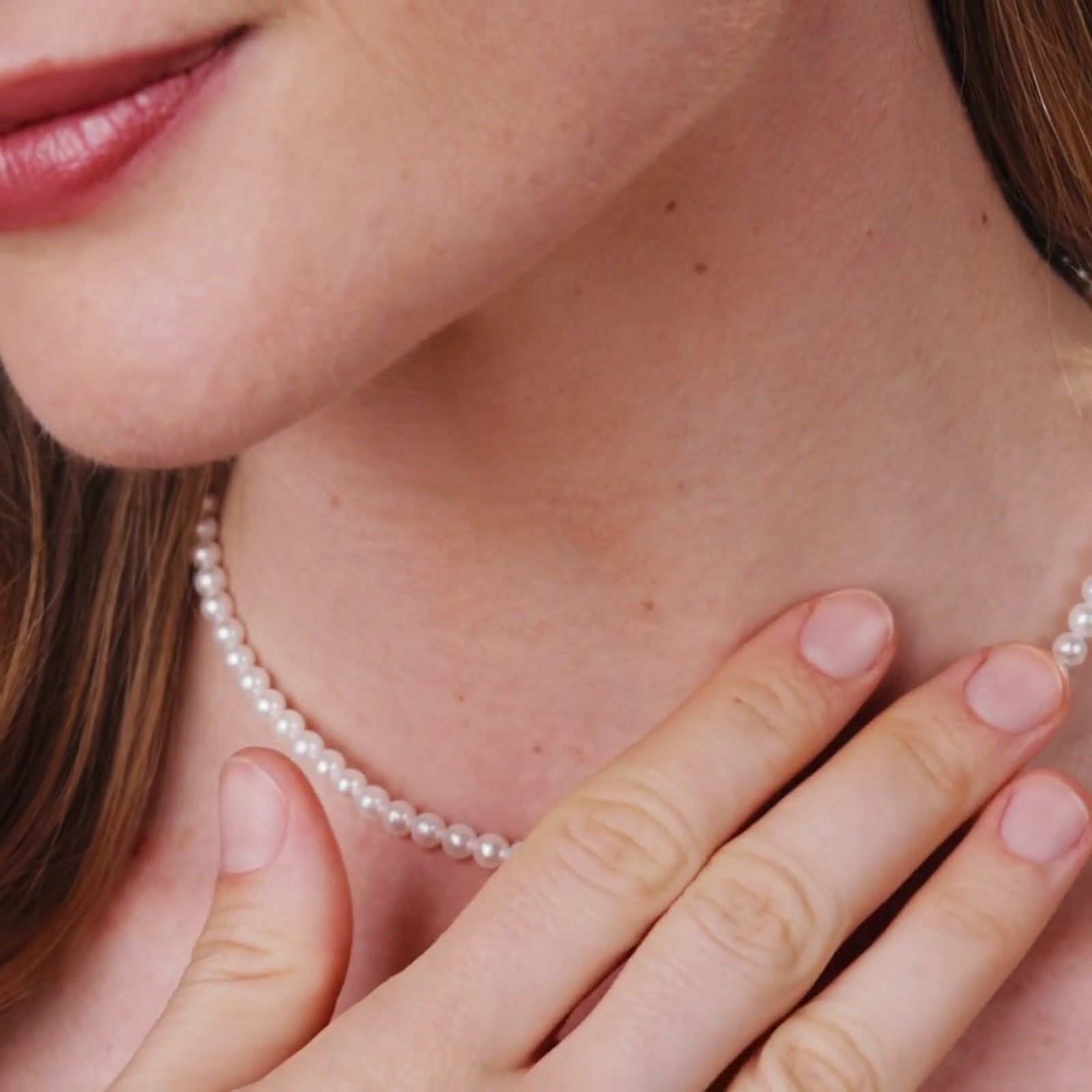 4-5mm White Freshwater Pearl Necklace product video