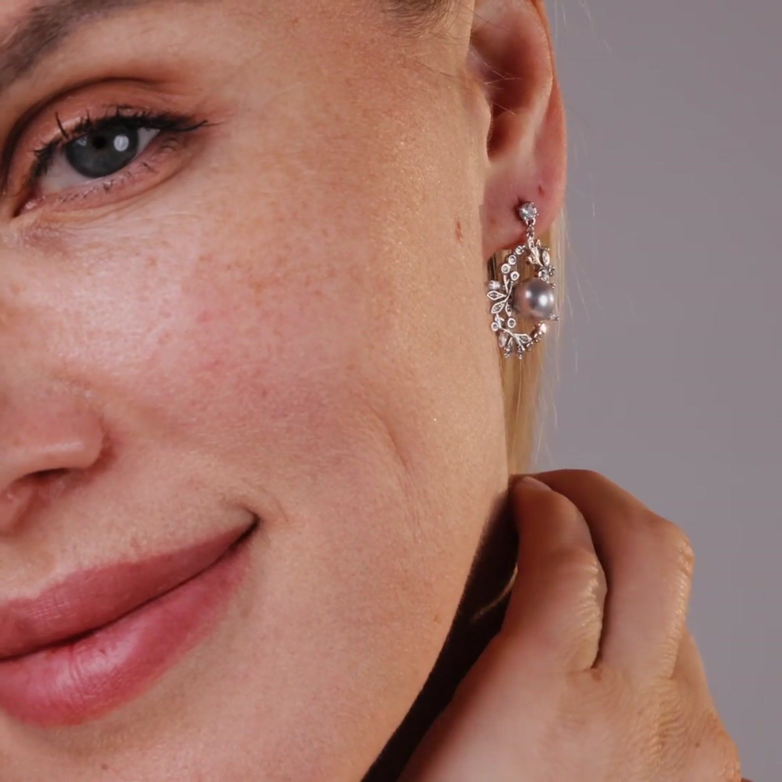 8-8.5mm Silver Akoya Pearl Frosted Bloom Earrings product video