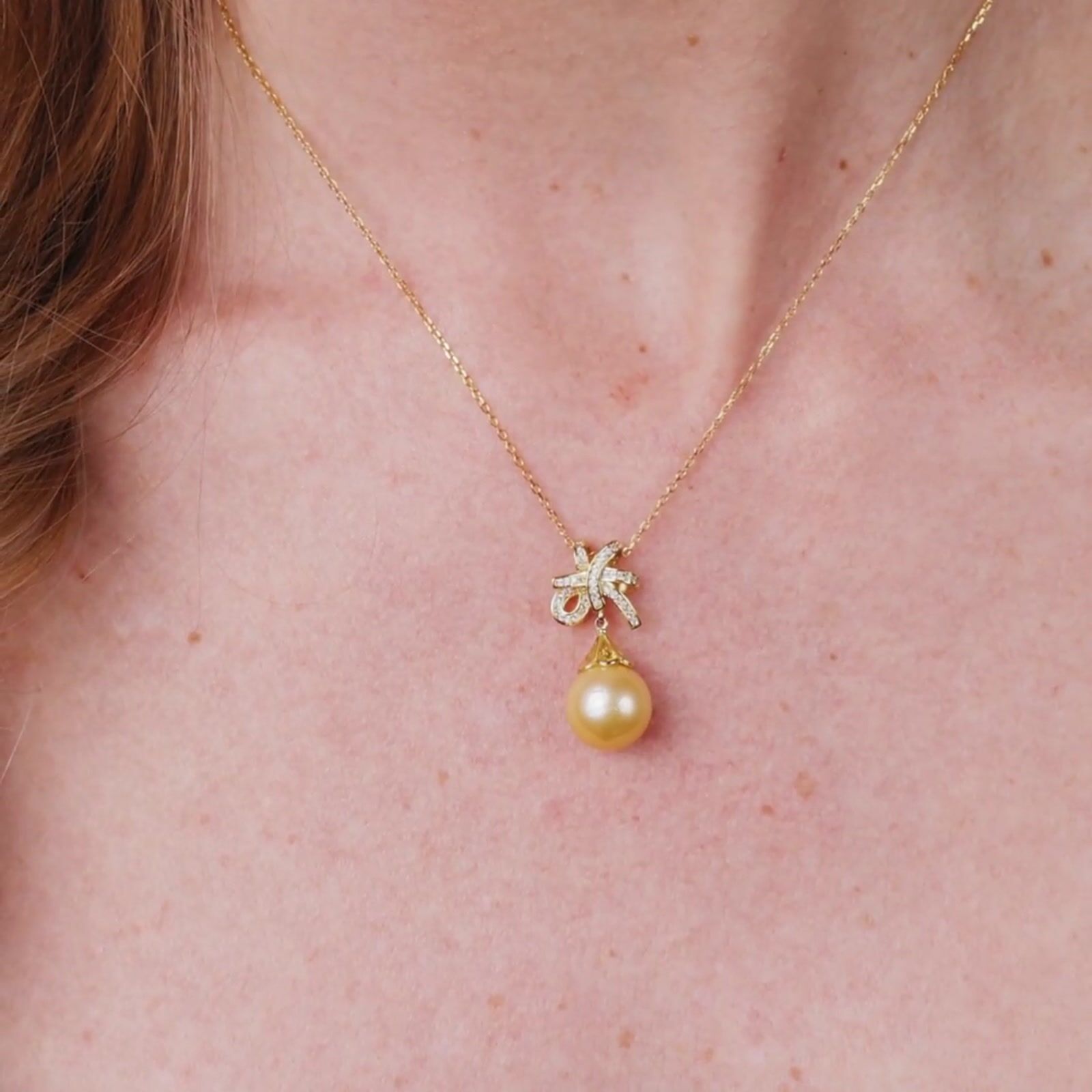 Golden South Sea Pearl | Celeste Knot Pendant product video